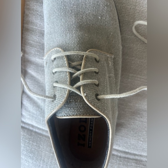 Izod Men's memory foam light Gray/ Beige Oxfords size 8.5 canvas - Picture 5 of 9
